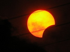 Солнечное затмение 3.10.2005 13ч. 25мин.